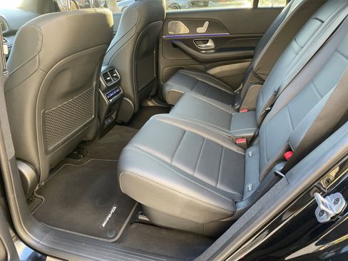 Certified 2025 Mercedes-Benz GLS 450 4MATIC image 40