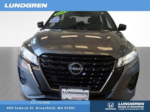 Used 2024 Nissan Kicks SR FWD image 35