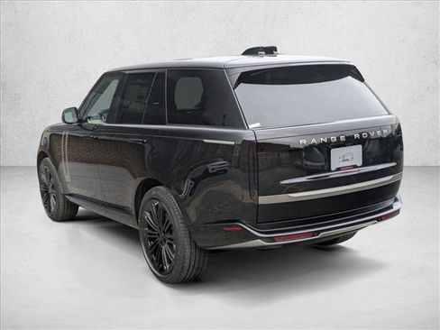 New 2026 Land Rover Range Rover SE image 9