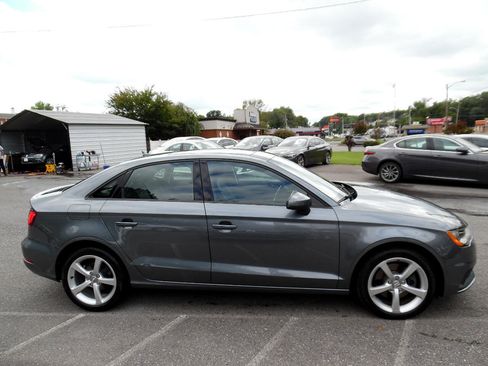 Used 2016 Audi A3 2.0T Premium image 6