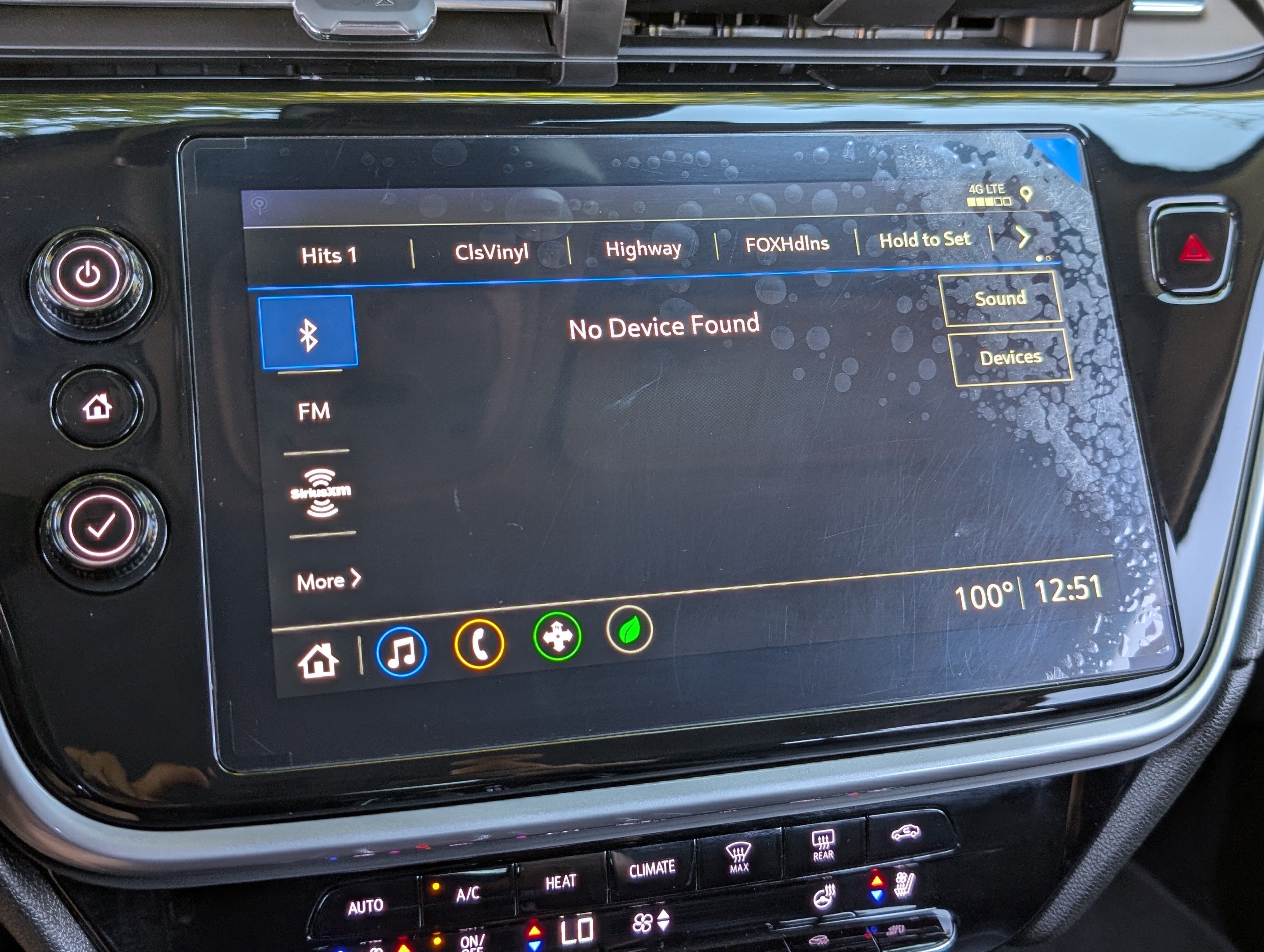 Used 2023 Chevrolet Bolt EUV LT w/ Convenience Package FWD image 27
