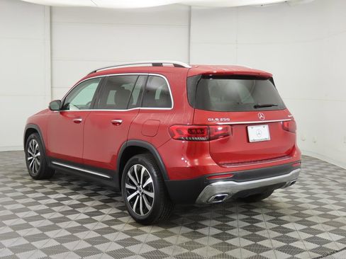 Certified 2022 Mercedes-Benz GLB 250 4MATIC image 7