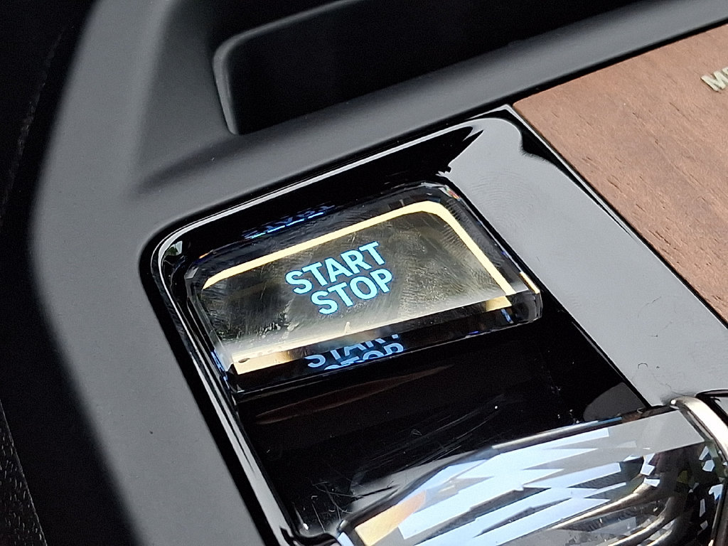 Used 2024 BMW iX xDrive50 w/ Convenience Package AWD/4WD image 24