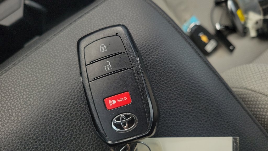 Certified 2025 Toyota 4Runner SR5 RWD image 23