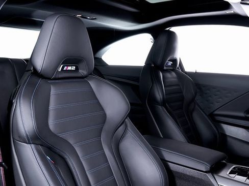 Used 2025 BMW M2 image 49