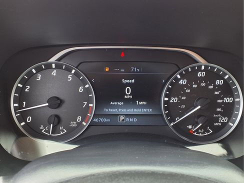 Used 2023 Nissan Frontier SV w/ Tow Package image 19