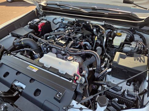 Certified 2025 Toyota Tacoma SR image 29