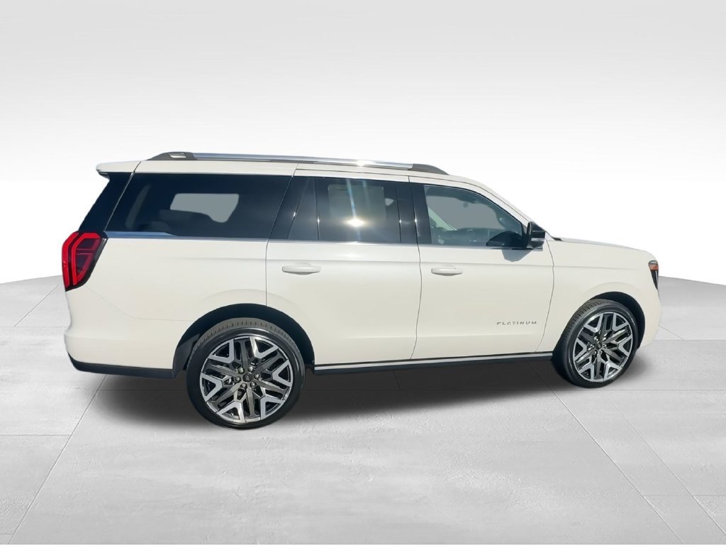 New 2026 Ford Expedition Platinum w/ Platinum Ultimate Package AWD/4WD image 8
