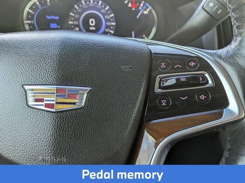 Used 2019 Cadillac Escalade 2WD image 19