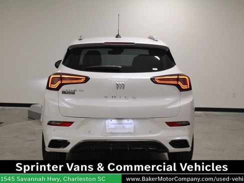 Used 2025 Buick Encore GX Avenir w/ Avenir Convenience Package FWD image 6