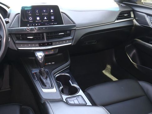 Used 2023 Cadillac CT4 Luxury image 16