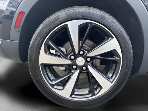 Used 2021 Buick Envision Essence AWD/4WD image 38