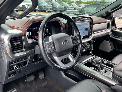 Used 2022 Ford F150 Lariat image 16