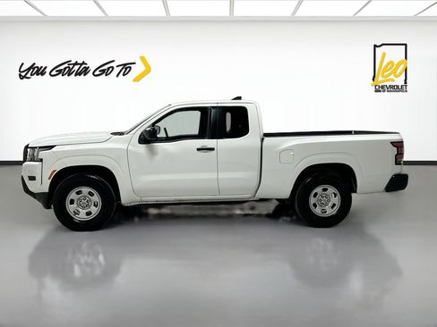 Used 2024 Nissan Frontier S w/ S Utility Package image 8