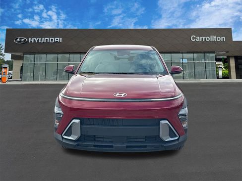 New 2026 Hyundai Kona SE FWD image 2
