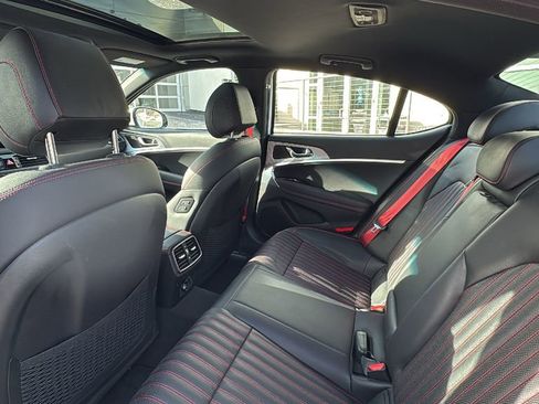 Used 2023 Genesis G70 2.0T w/ Sport Prestige Package image 22