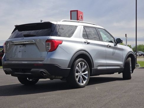 Used 2021 Ford Explorer Platinum w/ Premium Technology Package AWD/4WD image 23