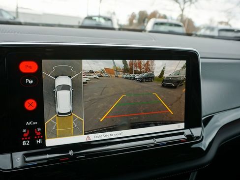 New 2026 Volkswagen Atlas Cross Sport SEL Premium R-Line image 21