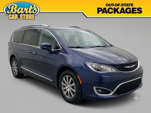 Used 2020 Chrysler Pacifica Limited w/ Advanced Safetytec Group FWD image 1