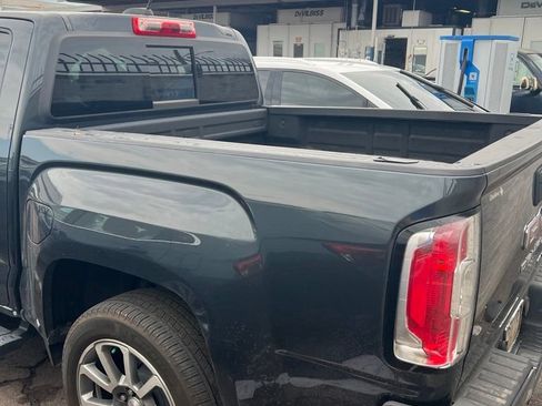 Used 2021 GMC Canyon Denali AWD/4WD image 12