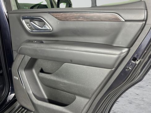 Used 2024 Chevrolet Tahoe LT AWD/4WD image 13
