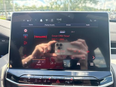 New 2026 Jeep Compass Limited AWD/4WD image 36