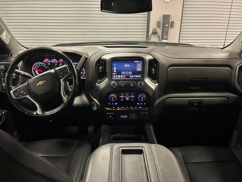 Used 2021 Chevrolet Silverado 1500 LTZ AWD/4WD image 12