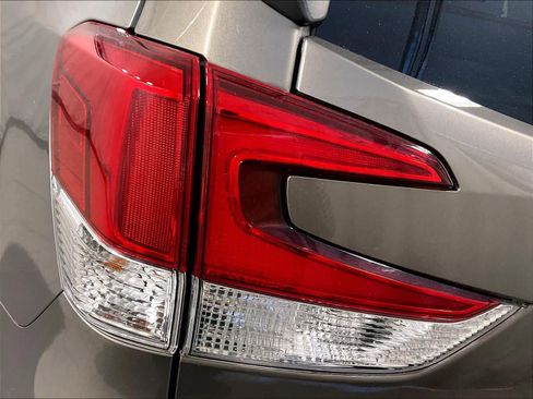 Used 2020 Subaru Forester Limited image 34
