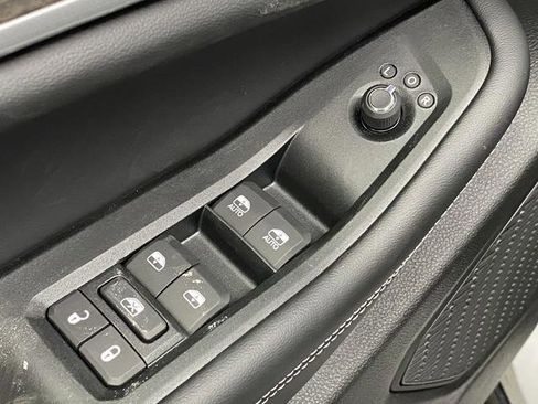 New 2026 Jeep Grand Cherokee Laredo image 31