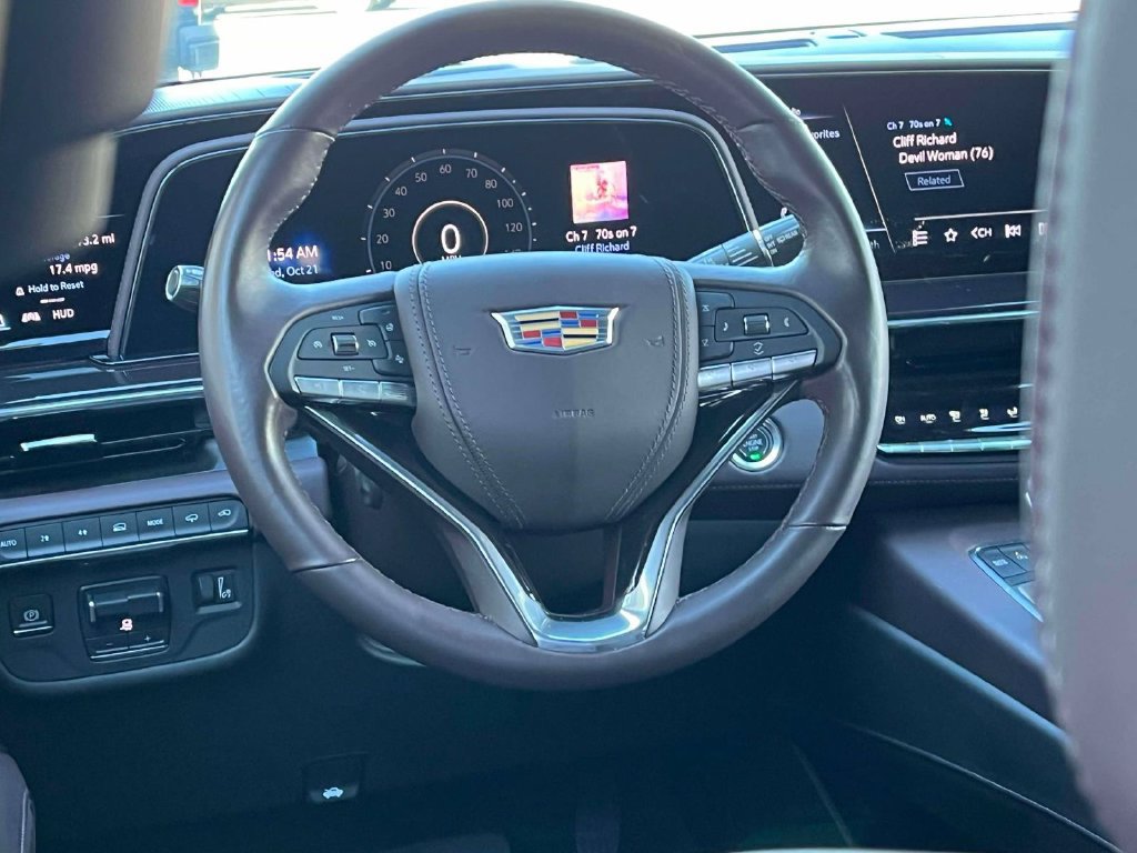 Certified 2021 Cadillac Escalade Premium Luxury Platinum AWD/4WD image 12