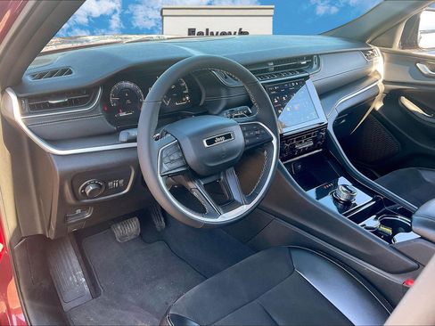 Certified 2023 Jeep Grand Cherokee L Laredo image 13