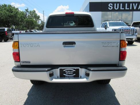 Used 2004 Toyota Tacoma PreRunner RWD image 6