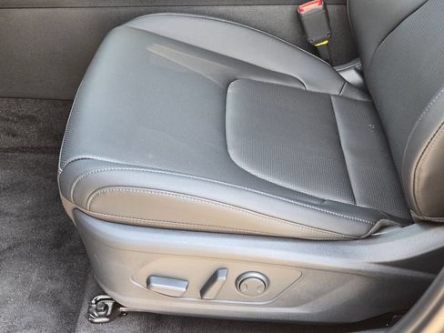 New 2026 Kia Sportage EX FWD image 19