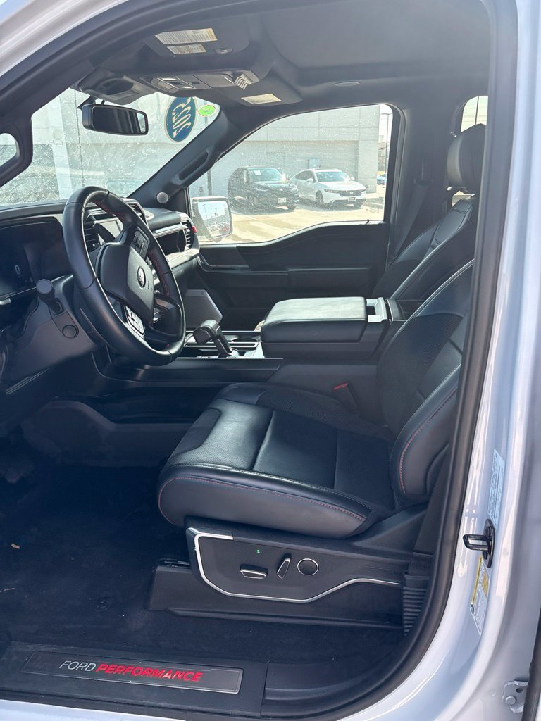 Used 2025 Ford F150 Raptor AWD/4WD image 44