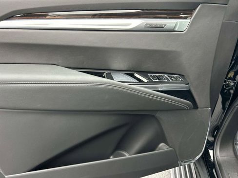 New 2026 Cadillac Escalade Luxury w/ Touring Package image 20