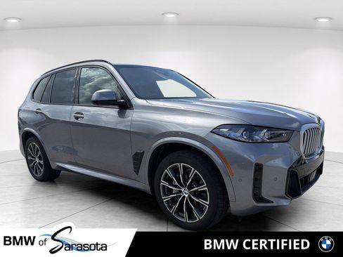 Certified 2025 BMW X5 xDrive40i AWD/4WD image 1