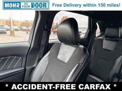 Used 2019 Ford Edge ST w/ Equipment Group 401A image 26