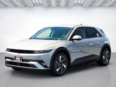New 2026 Hyundai Ioniq 5 SEL RWD image 8