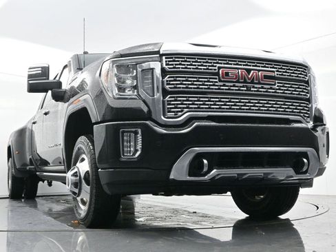 Used 2021 GMC Sierra 3500 Denali w/ Denali Ultimate Package image 50