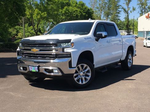Used 2021 Chevrolet Silverado 1500 LTZ w/ Technology Package AWD/4WD image 1