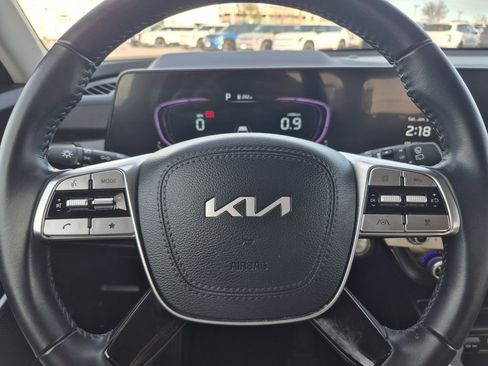 Used 2025 Kia Telluride S image 21