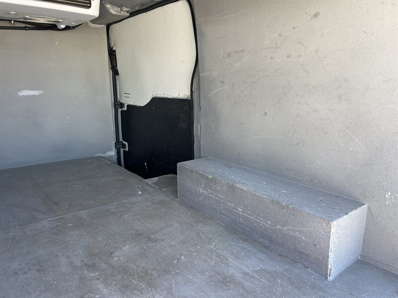 Used 2016 Ford Transit 150 130 Low Roof RWD image 12