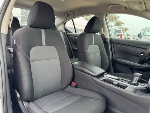 Used 2022 Nissan Sentra SV w/ Trunk Package image 26