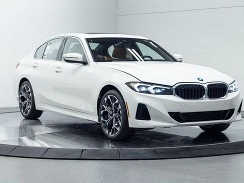 New 2026 BMW 330i xDrive Sedan w/ Premium Package AWD/4WD image 5