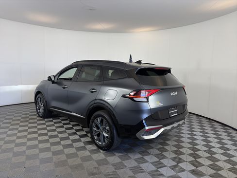 Certified 2025 Kia Sportage SX Prestige AWD/4WD image 8