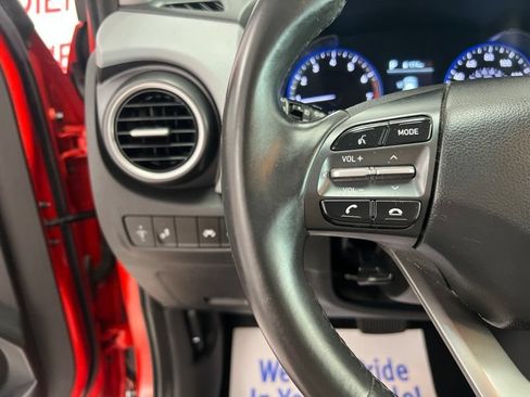 Used 2019 Hyundai Kona Limited FWD image 23