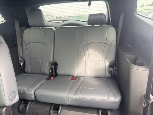 Used 2024 Buick Enclave Premium image 22