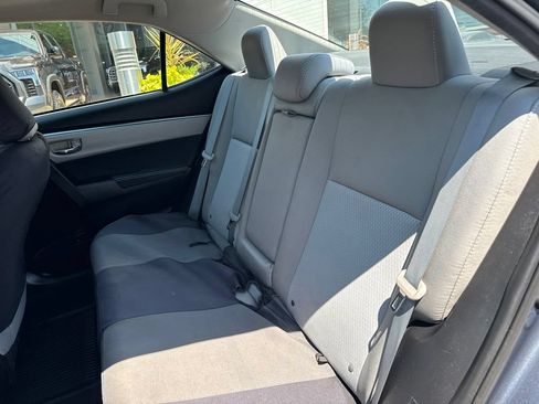 Used 2016 Toyota Corolla LE FWD image 14