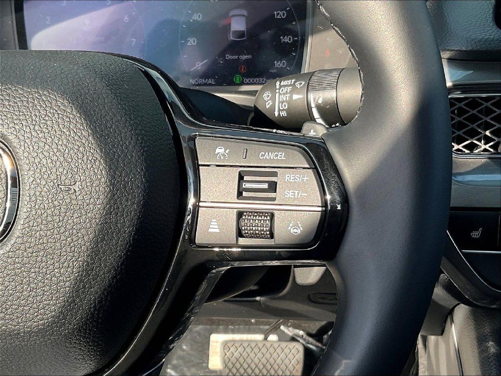 Used 2025 Acura Integra FWD image 13