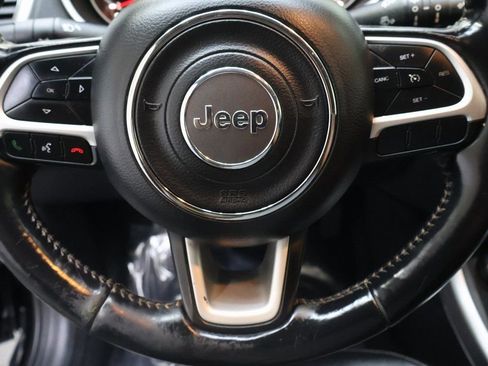 Used 2018 Jeep Compass Latitude w/ Popular Equipment Group image 19